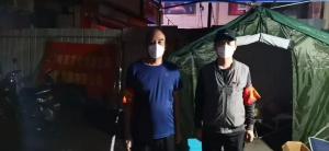 市文旅集團(tuán)一線戰(zhàn)“疫”之：黨旗飄揚(yáng)在門外，黨旗扎根在心里，53歲和35歲黨員成絕佳搭檔